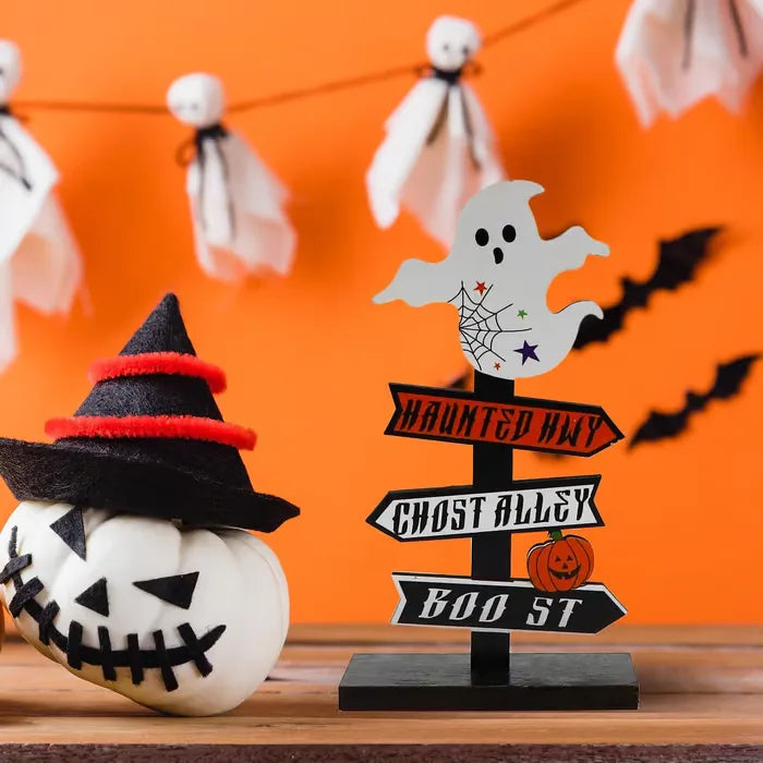 Halloween wooden ornaments