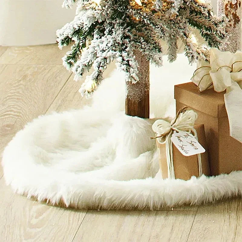 Plush Christmas Tree Skirt Base Mat