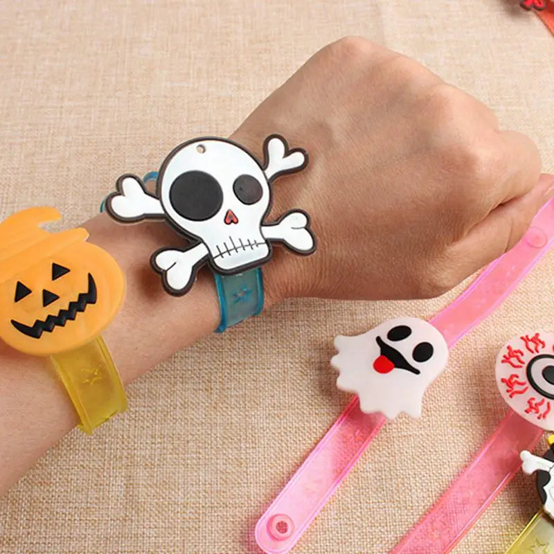 5/10/20pcs Glowing Halloween Bracelets Rings Children Toys Props Halloween Party Decoration Treat Kids Party Gift Pinata Fillers