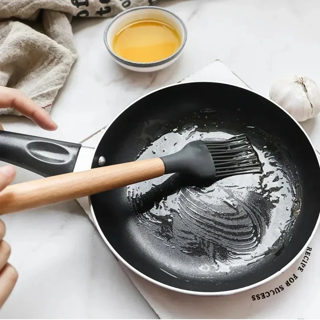 12PCS Food-Grade Silicone Kitchen Utensil Set