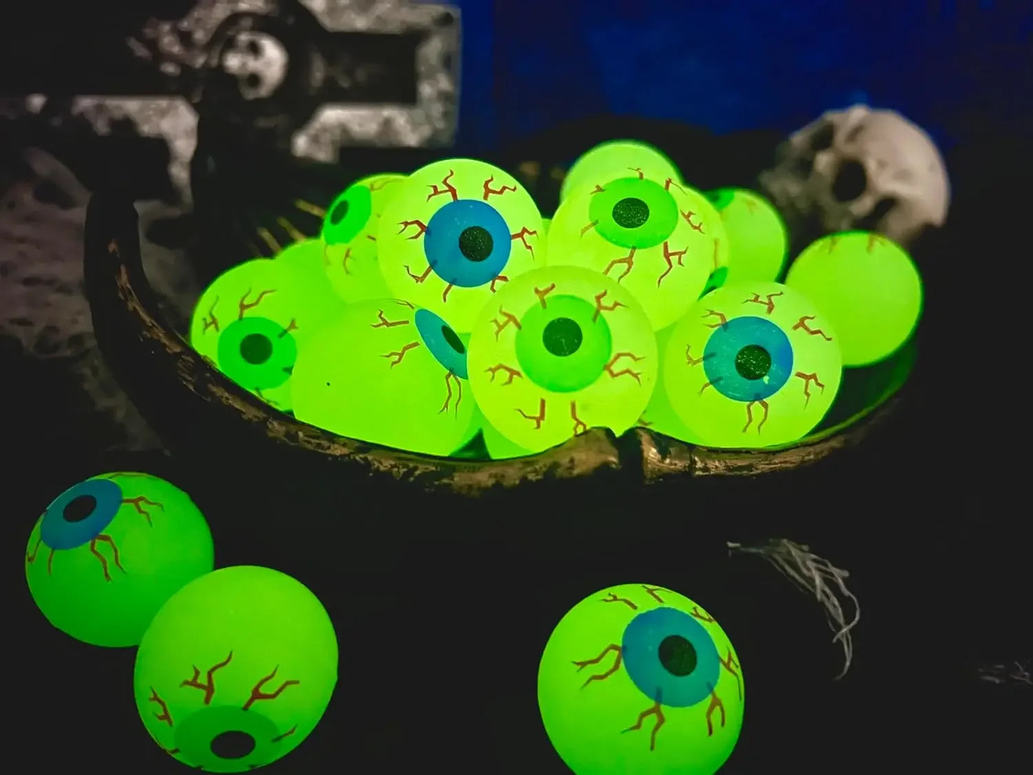 Halloween Glow in The Dark Eyeballs