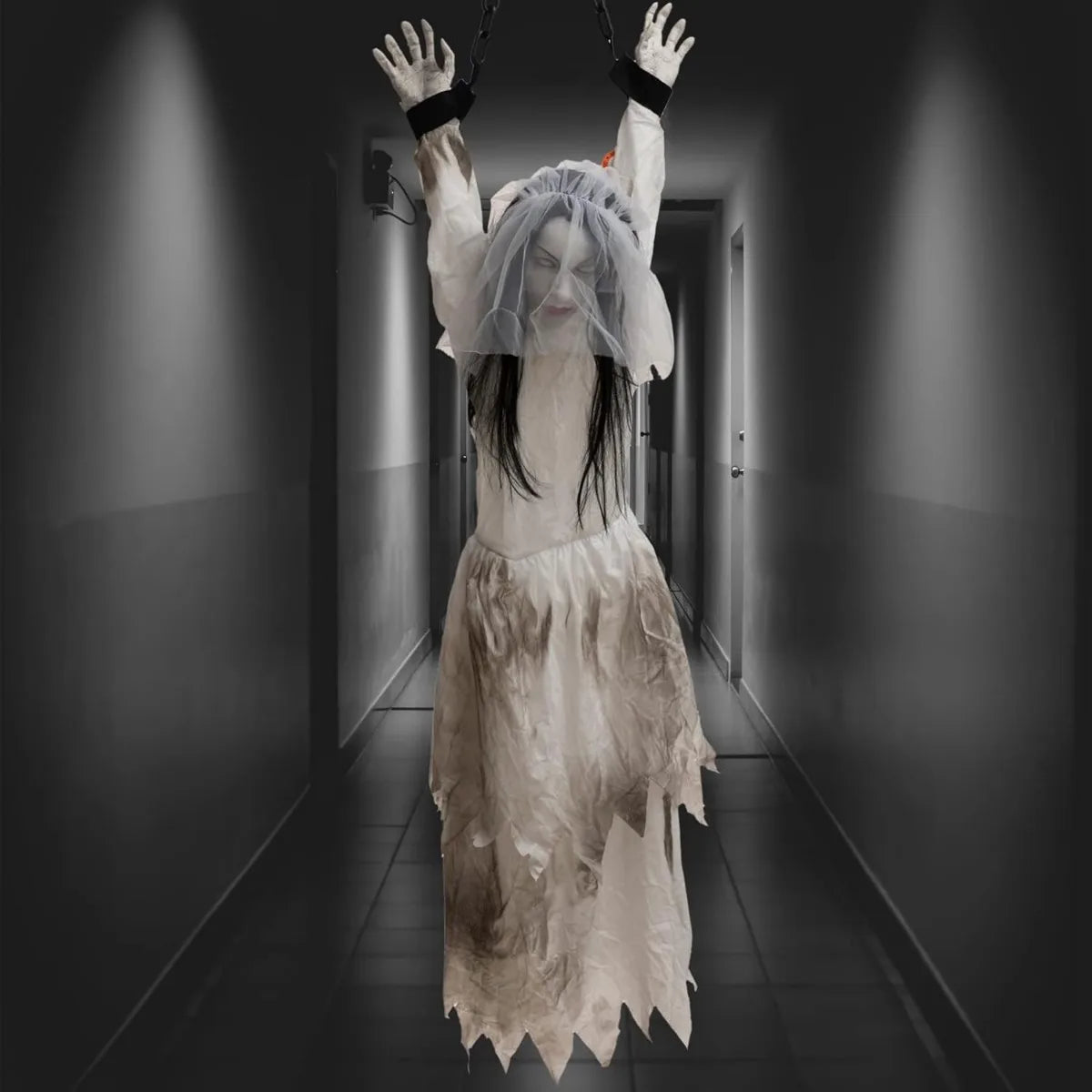 Animated Hanging Bride Ghost