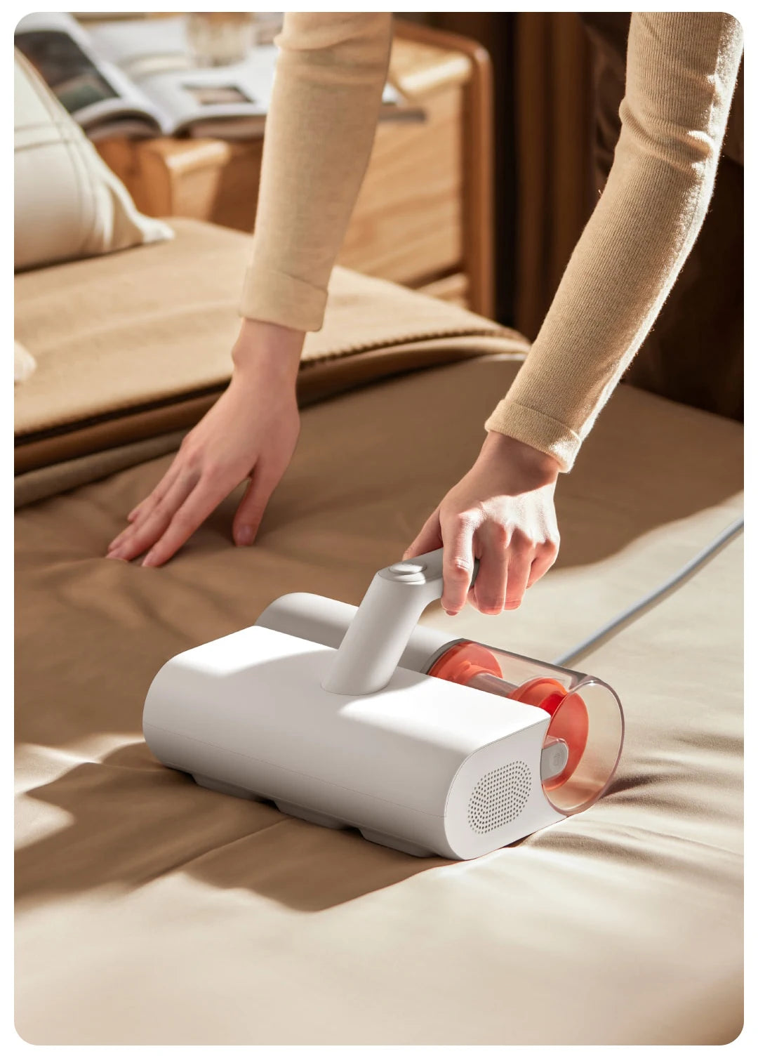 Xiaomi Mijia Mite Remover 2 Handheld UV-C Sterilization & Suction Dehumidifier
