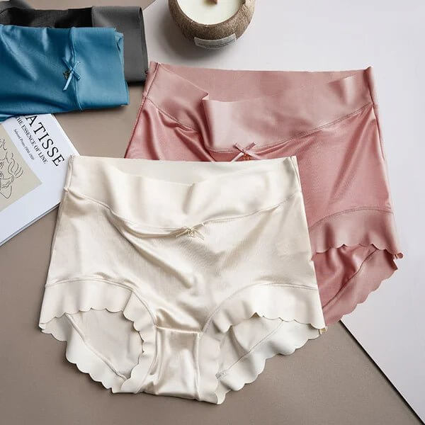 Premium Satin Antibacterial Ice Silk Moisture - absorbing Panties - OzgoodsPremium Satin Antibacterial Ice Silk Moisture - absorbing PantiesOzgoodsOzgoodsBeige*3 packsM (48 - 55KG/105 - 121lbs)Premium Satin Antibacterial Ice Silk Moisture - absorbing Panties